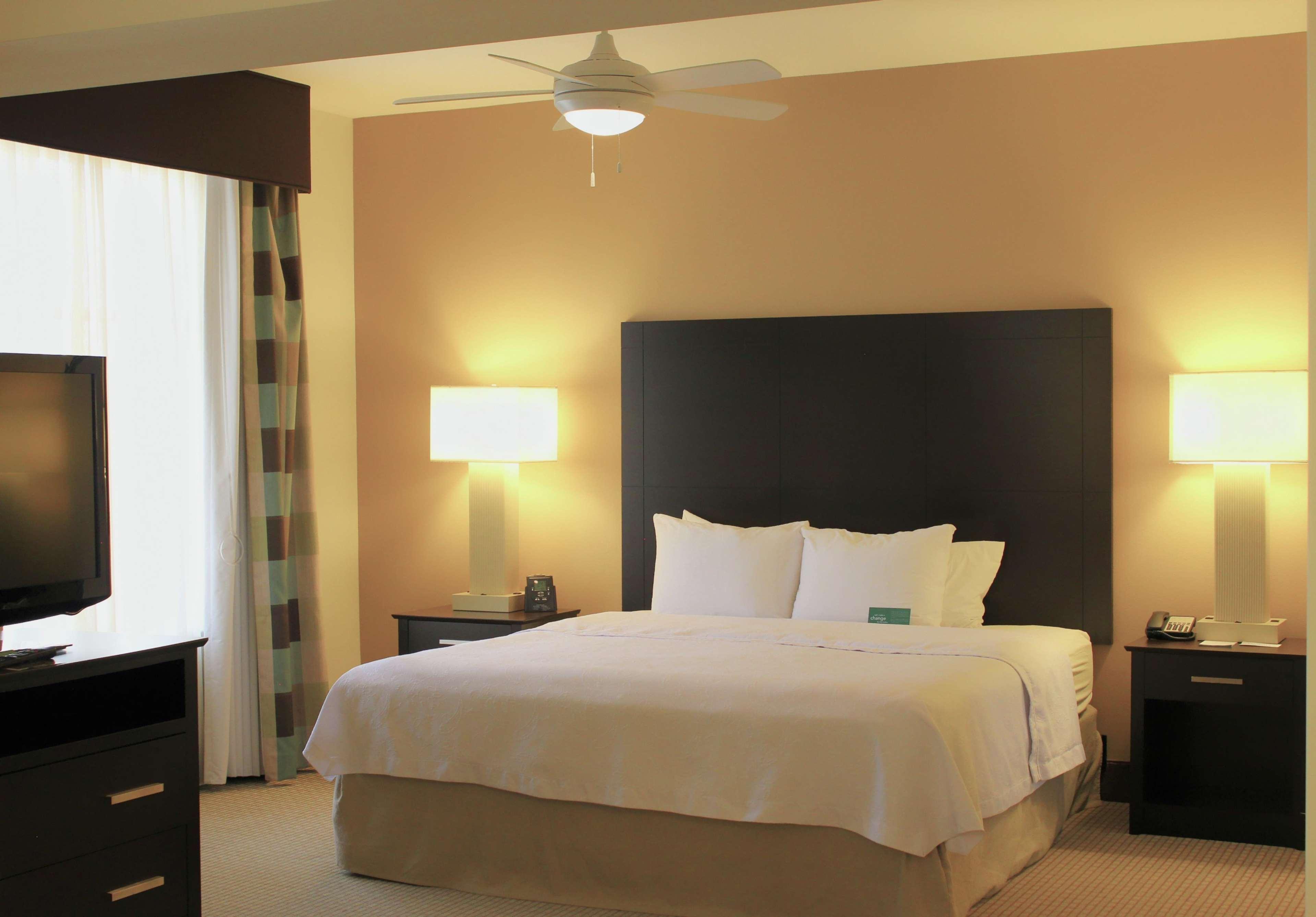 Homewood Suites By Hilton Victoria Eksteriør billede