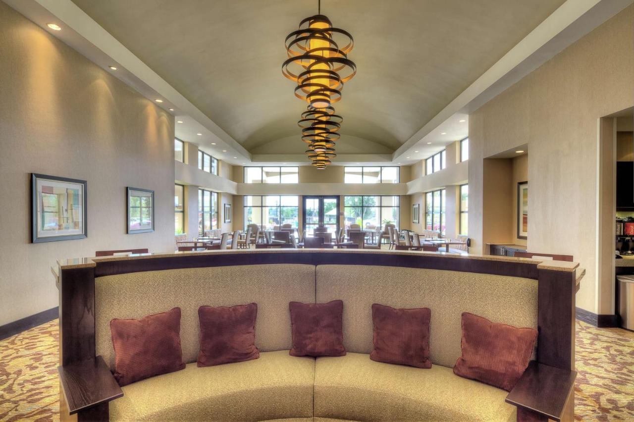 Homewood Suites By Hilton Victoria Eksteriør billede